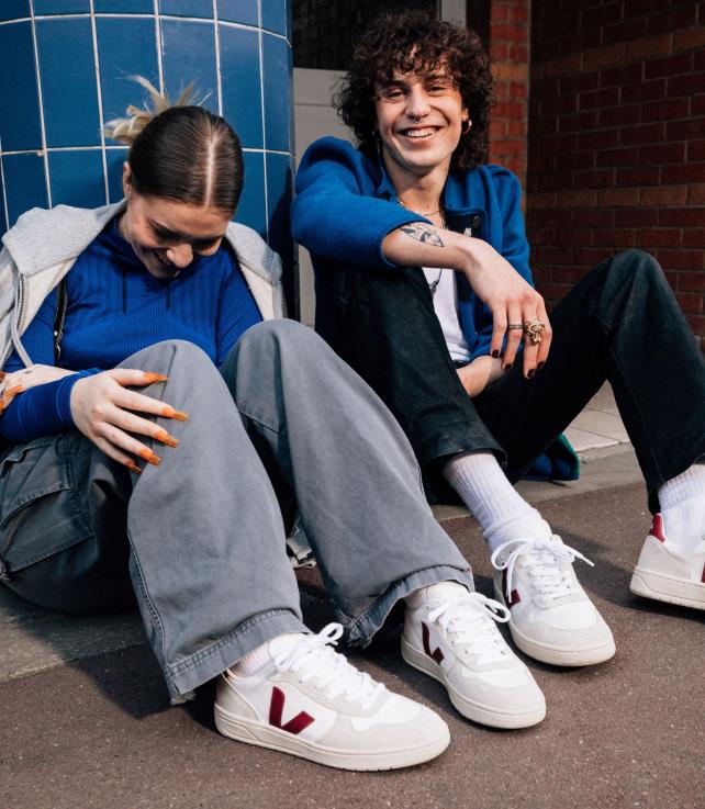 zapatos H28JT57 hombres Veja v-10 b-malla blanco natural marsala